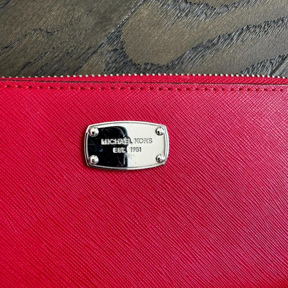 Michael Kors Jet Set Travel Large Saffiano Leather Three Quarter Zip Wallet Red